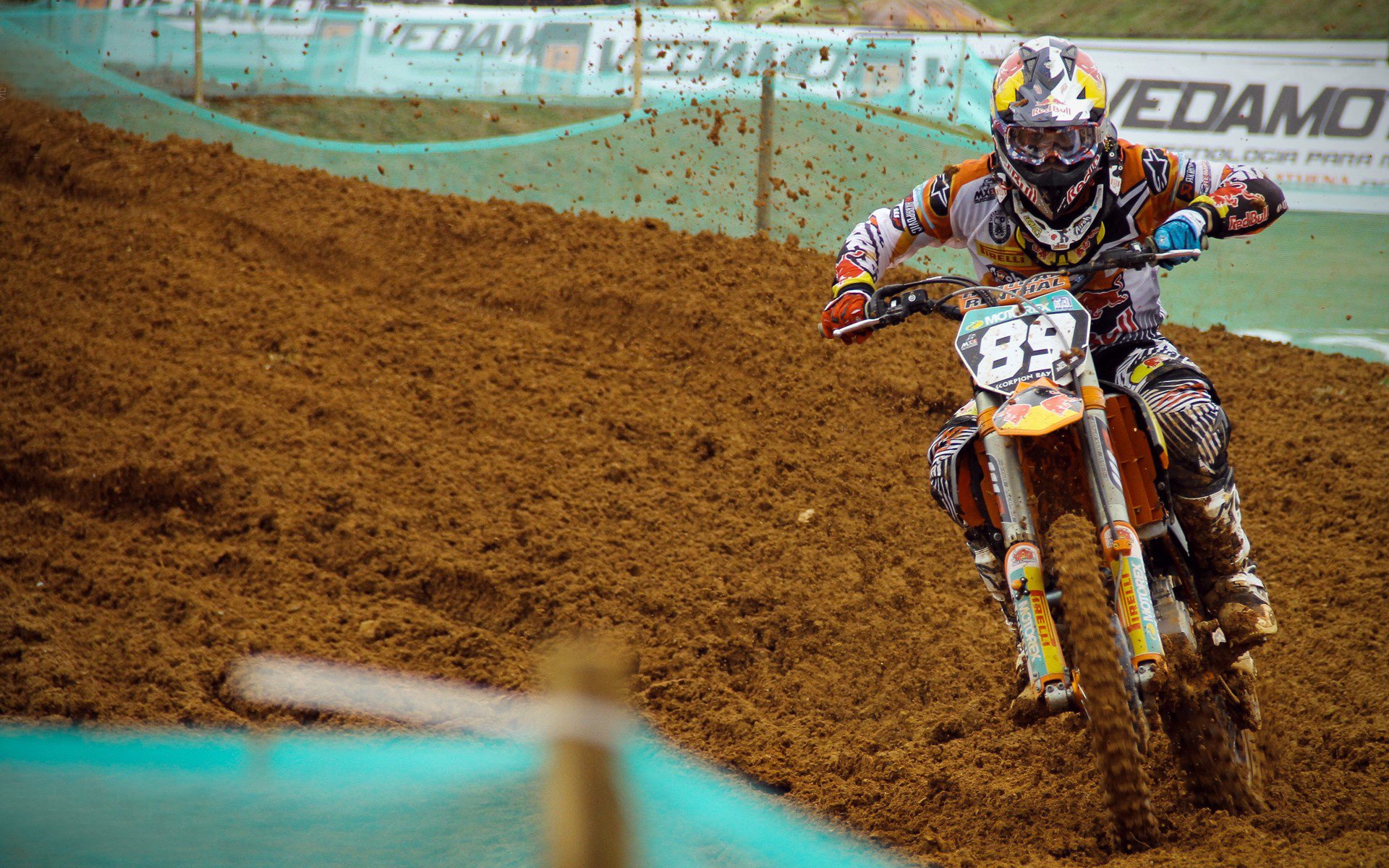 开云体育下载入口-利物浦全队发威，继续领跑积分榜，利物浦积分破纪录